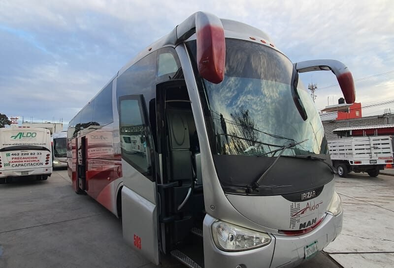 Autobus Irizar PB