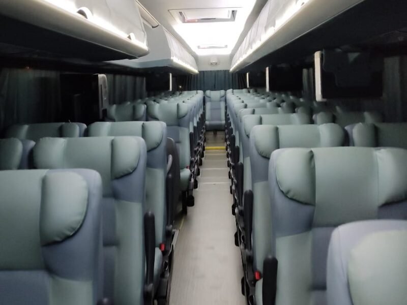 Autobus Irizar i6