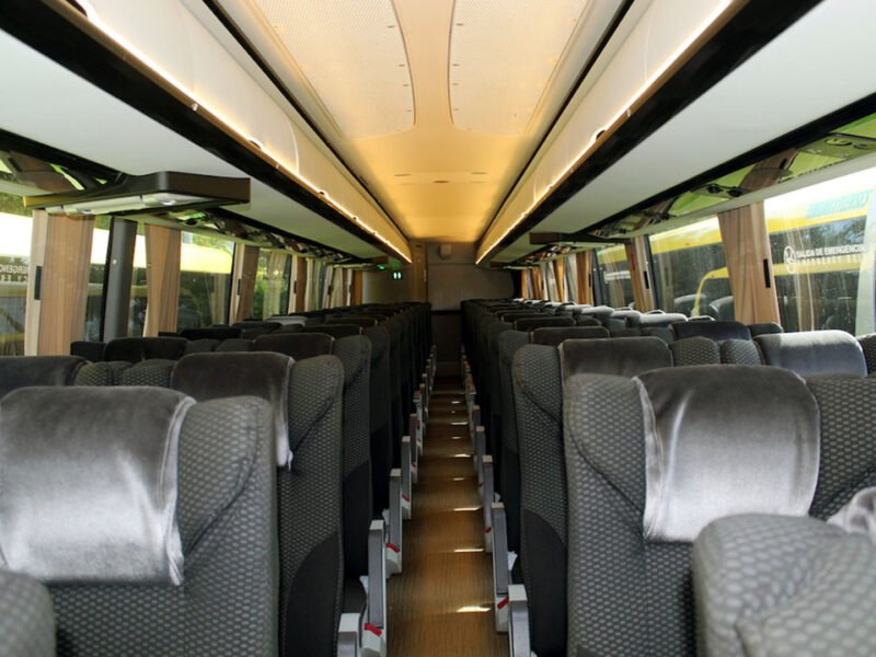 IRIZAR i8 DE LUJO 62 PAX